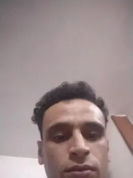 Gay sex chat with Notomuch - camgaychat.com