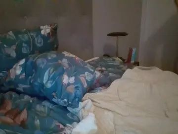 Gay sex chat with FOX004 - camgaychat.com - Britain