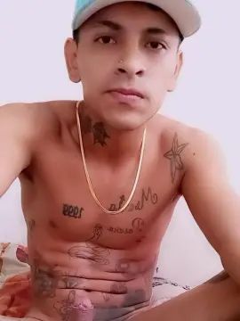 Gay sex chat with Badbuni_34 - camgaychat.com - Britain