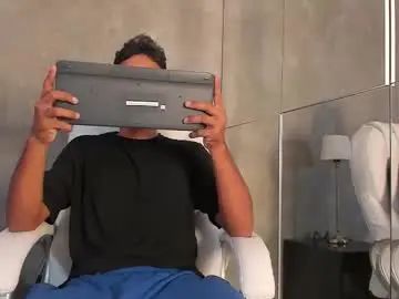 Gay sex chat with simon_pernia - camgaychat.com - Spain