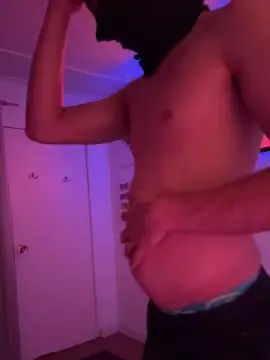 Gay sex chat with jesusse_xxx - camgaychat.com - Britain