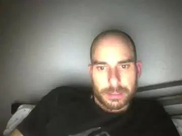 Gay sex chat with w16019169 - camgaychat.com - Britain