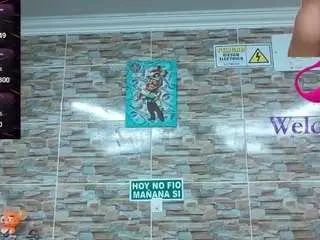 Gay sex chat with oralloop - camgaychat.com