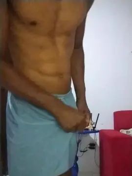 Gay sex chat with Eddy338baiano - camgaychat.com - Portugal