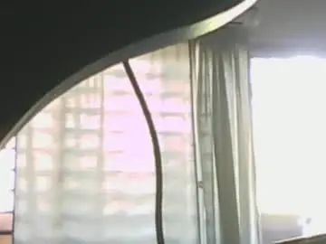 Gay sex chat with aguirrelma94 - camgaychat.com - Britain