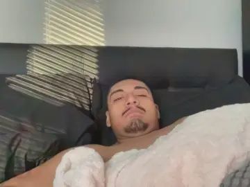 Gay sex chat with tonymanlovins - camgaychat.com - Portugal