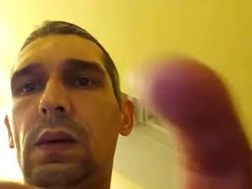 Gay sex chat with berliner0187 - camgaychat.com - Britain