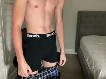 Gay sex chat with big13inchess - camgaychat.com - Britain