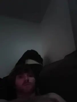 Gay sex chat with Reddss343 - camgaychat.com - Britain