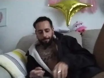 Gay sex chat with Pepperfromhell - camgaychat.com - Italy