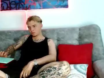 Gay sex chat with nick_orion - camgaychat.com - Britain