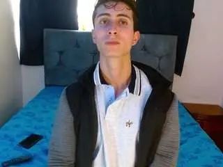 Gay sex chat with shaquielcastoro - camgaychat.com