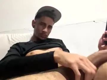 Gay sex chat with iamsazon - camgaychat.com - Britain