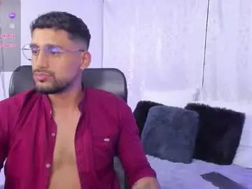 Gay sex chat with massimo_fenix - camgaychat.com - Spain