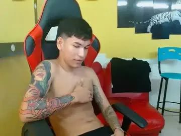 Gay sex chat with daniels_guzz - camgaychat.com - Spain