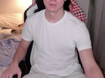 Gay sex chat with forrest_grump - camgaychat.com - Britain