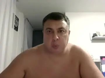 Gay sex chat with ruslanko8888 - camgaychat.com - Britain