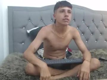 Gay sex chat with lucas_rivass - camgaychat.com - Spain