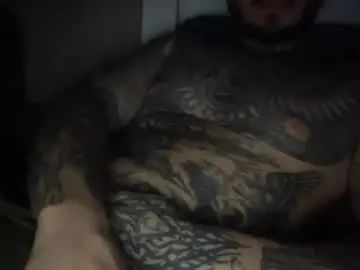 Gay sex chat with kadmon33 - camgaychat.com - Britain