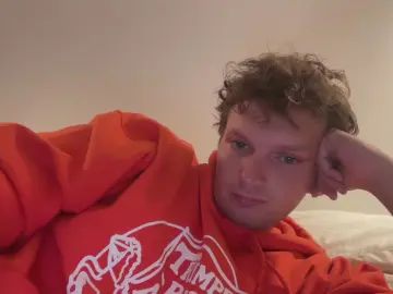 Gay sex chat with killakamkam1 - camgaychat.com - Britain