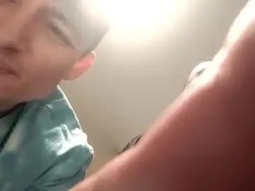 Gay sex chat with sweetnjyicy - camgaychat.com - Britain