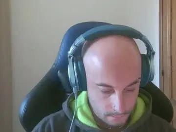 Gay sex chat with xxxdanixhot1989 - camgaychat.com - Italy