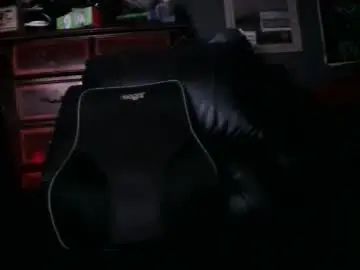 Gay sex chat with brettcuster2145 - camgaychat.com - Britain