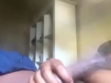 Gay sex chat with mesohorny2513 - camgaychat.com - Britain