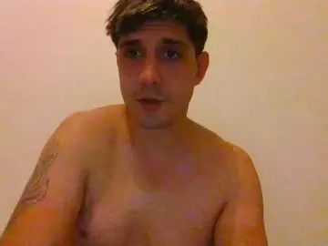 Gay sex chat with Y794 - camgaychat.com - France
