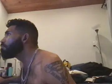 Gay sex chat with hrypigmiami - camgaychat.com - Britain