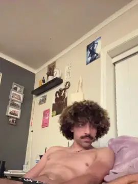 Gay sex chat with Charliebloom - camgaychat.com