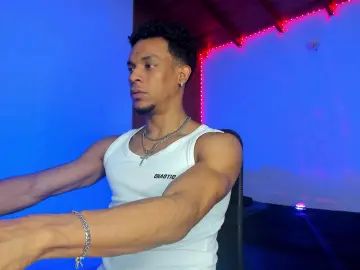 Gay sex chat with Rickbrown9 - camgaychat.com - Britain