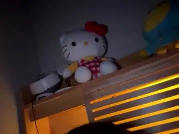 Gay sex chat with creativekwon01 - camgaychat.com