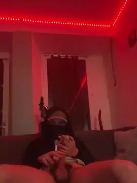 Gay sex chat with Kln78 - camgaychat.com - France