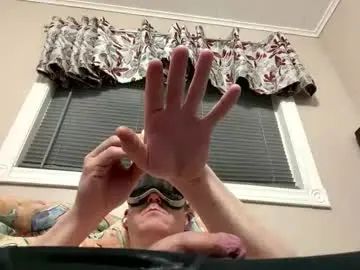 Gay sex chat with nobrianers - camgaychat.com - Britain