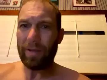 Gay sex chat with josephdaniel979592 - camgaychat.com - Britain