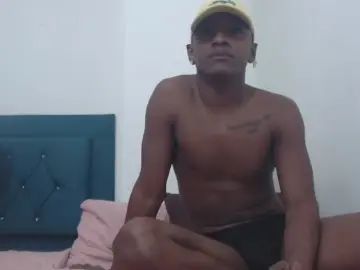 Gay sex chat with lesdertth - camgaychat.com - Britain