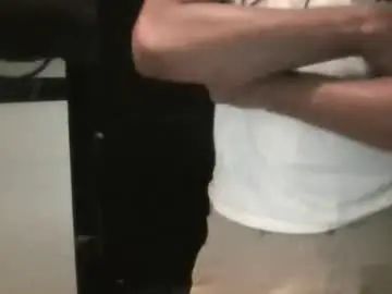 Gay sex chat with armanhamma - camgaychat.com - Britain