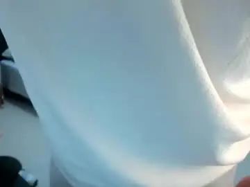 Gay sex chat with jeroo__ - camgaychat.com - Britain