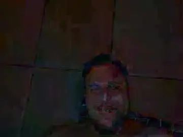 Gay sex chat with bramboek5 - camgaychat.com - Britain