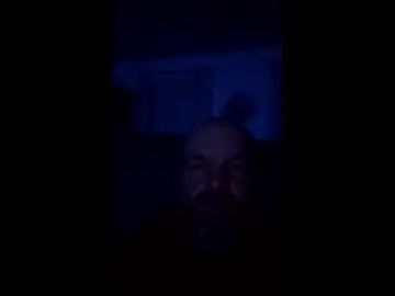 Gay sex chat with handsomejoe334 - camgaychat.com - Britain