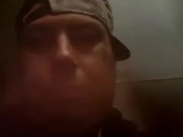 Gay sex chat with bigsolid400 - camgaychat.com - Britain