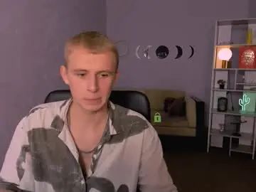 Gay sex chat with black_jacob12 - camgaychat.com - Britain