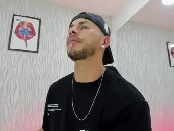 Gay sex chat with morfeo_sex5 - camgaychat.com - Britain