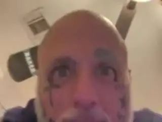 Gay sex chat with cumplaywitme69 - camgaychat.com