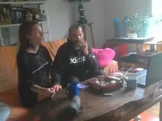 Gay sex chat with petitcouple4577 - camgaychat.com