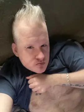 Gay sex chat with GEORDIELAD86 - camgaychat.com - Britain