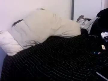 Gay sex chat with subby135814030 - camgaychat.com - Britain