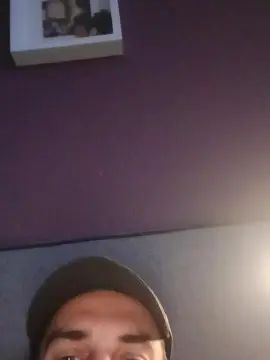 Gay sex chat with Bratesasko - camgaychat.com - Germany