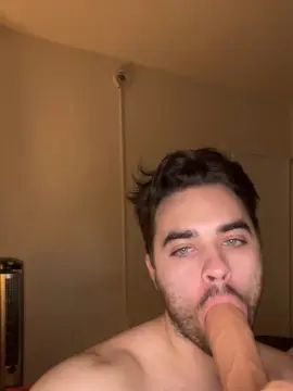 Gay sex chat with Cutieboytoy00 - camgaychat.com - Britain
